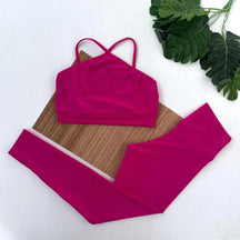 Top triangulo + calça basic