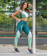 Top brilho + calça legging